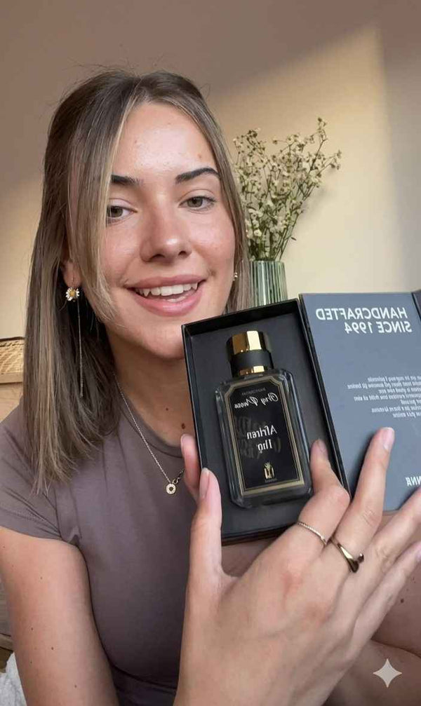 women-enjoying-chez-pierre-perfumes